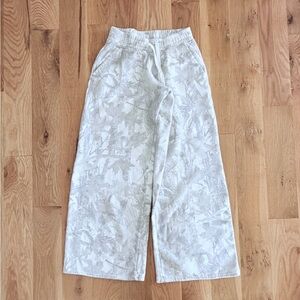 Hollister Camo White Pants